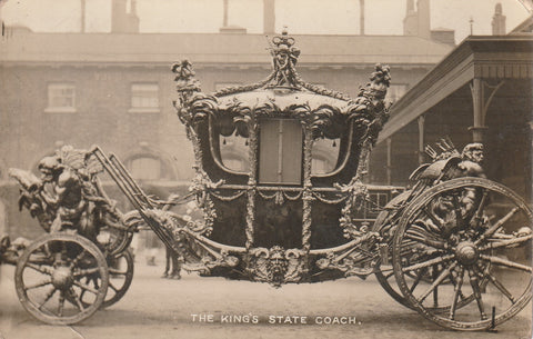 ROYALTY UK THE KINGS STATE COACH REAL PHOTO POSTCARD