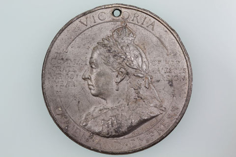 GB QUEEN VICTORIA 60TH JUBILEE 1897 LOVE PEACE MEDAL