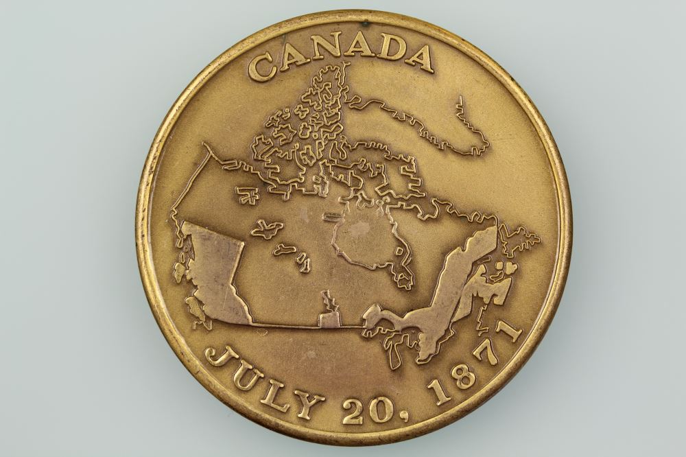 CANADA ANNIVERSARY CONFEDERATION 1971 MEDAL EXTREMELY FINE