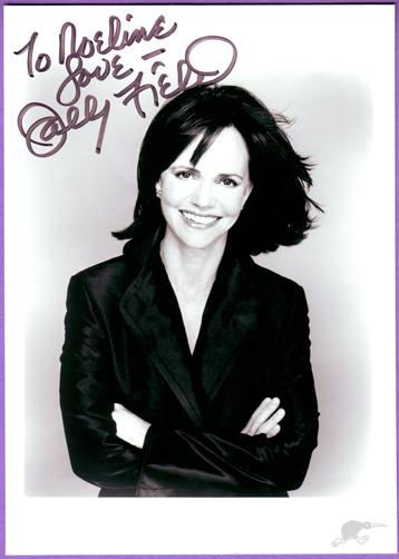 AUTOGRAPH SALLY FIELD SIGNED PHOTO