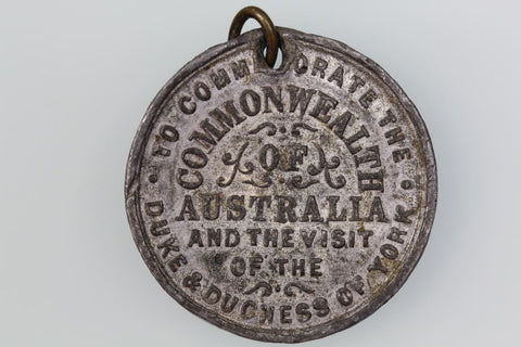 AUSTRALIA 1901 ROYAL VISIT DUKE AND DUCHESS OF YORK MEDAL